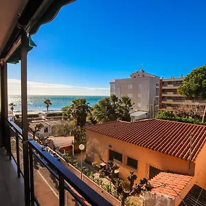 apt-differentflats-costa-d-or-ii.top-hotels-tarragona.com/